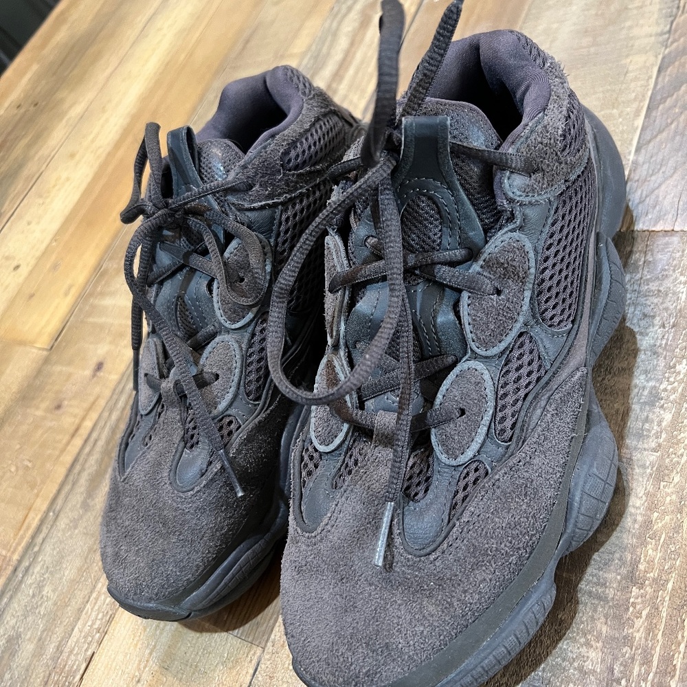 Yeezy 500 Utility black